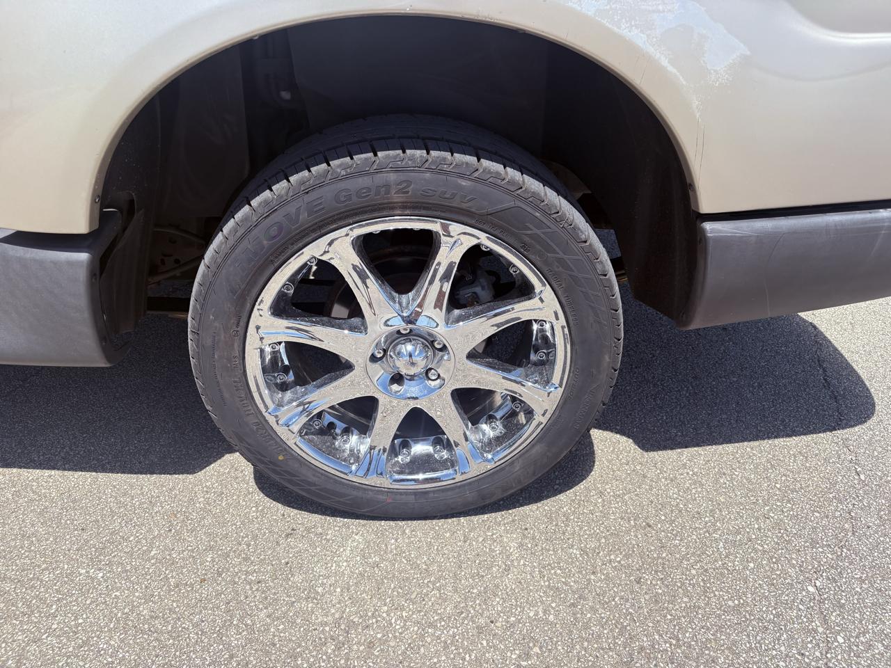 Ford Explorer Sport Trac  2004