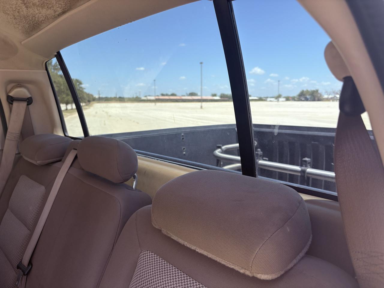 Ford Explorer Sport Trac  2004