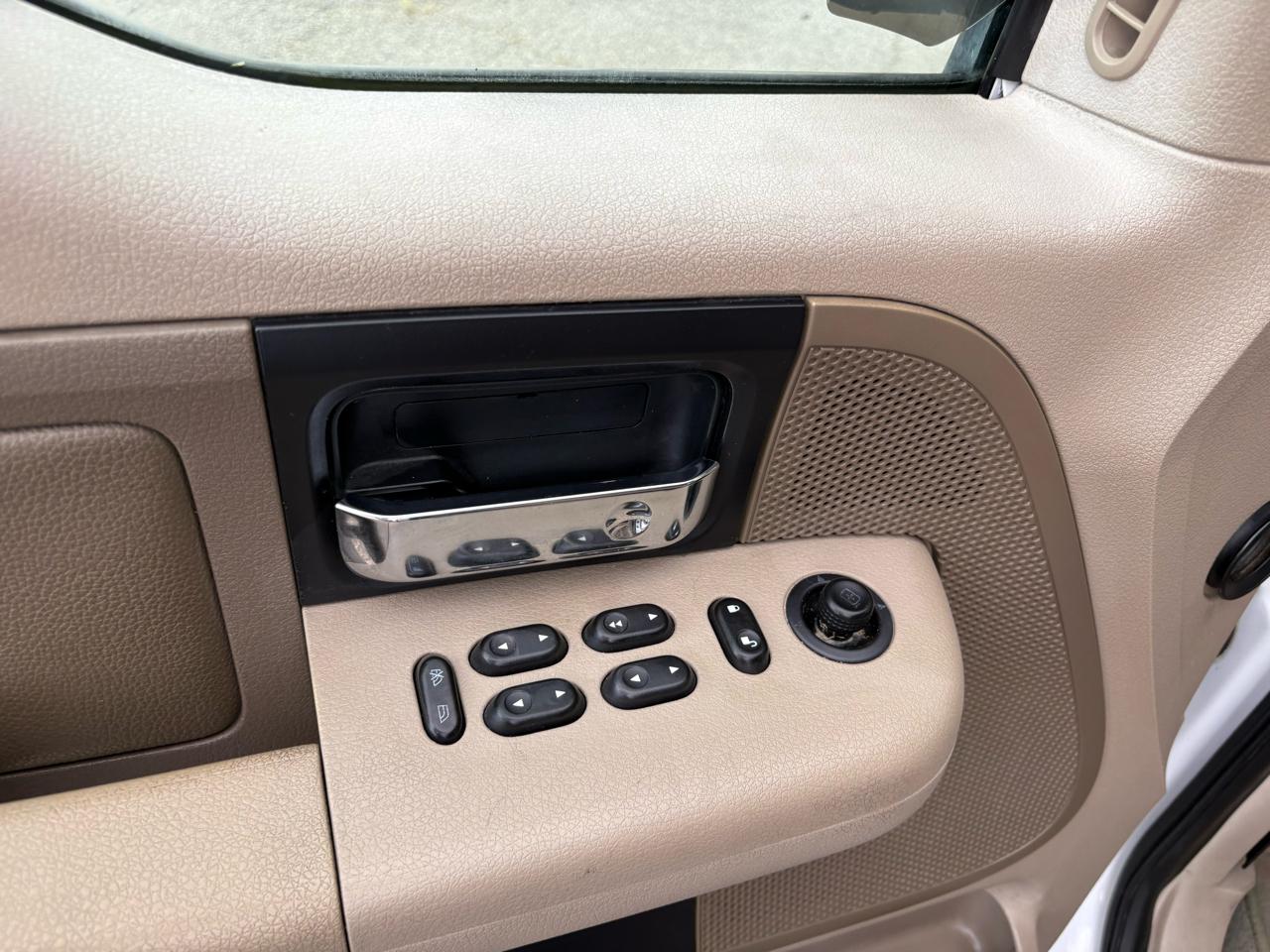 Ford F-150  2004