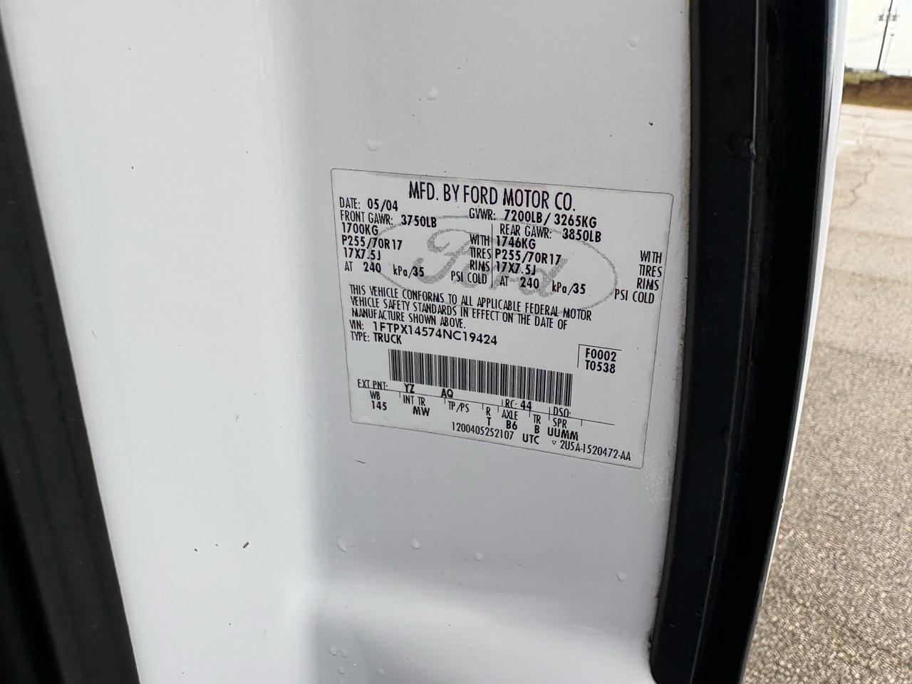 Ford F-150  2004