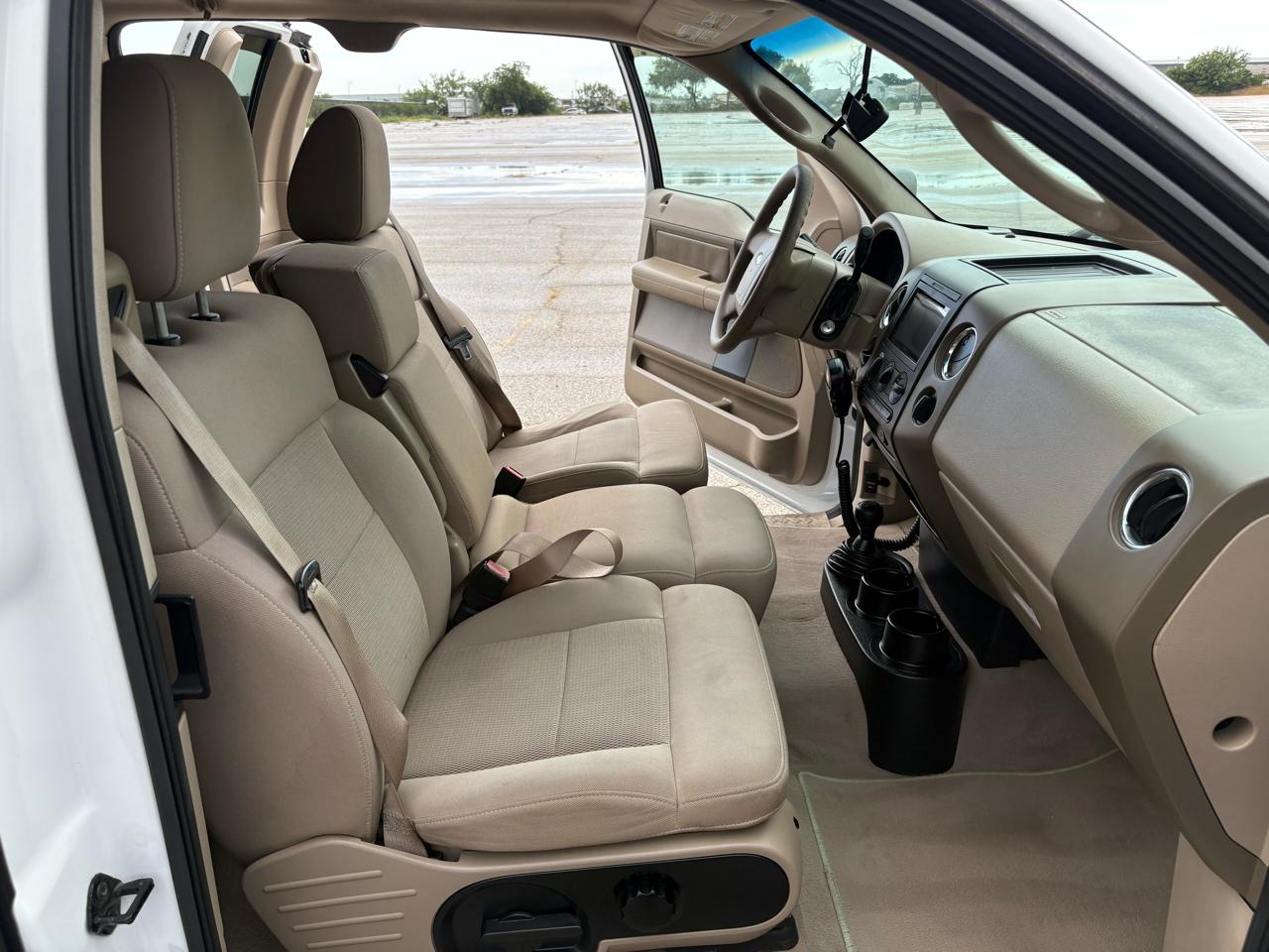 Ford F-150  2004