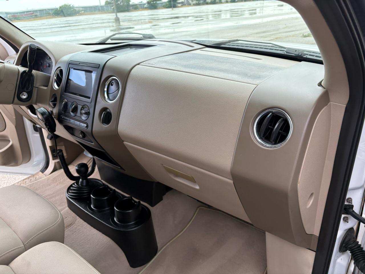 Ford F-150  2004