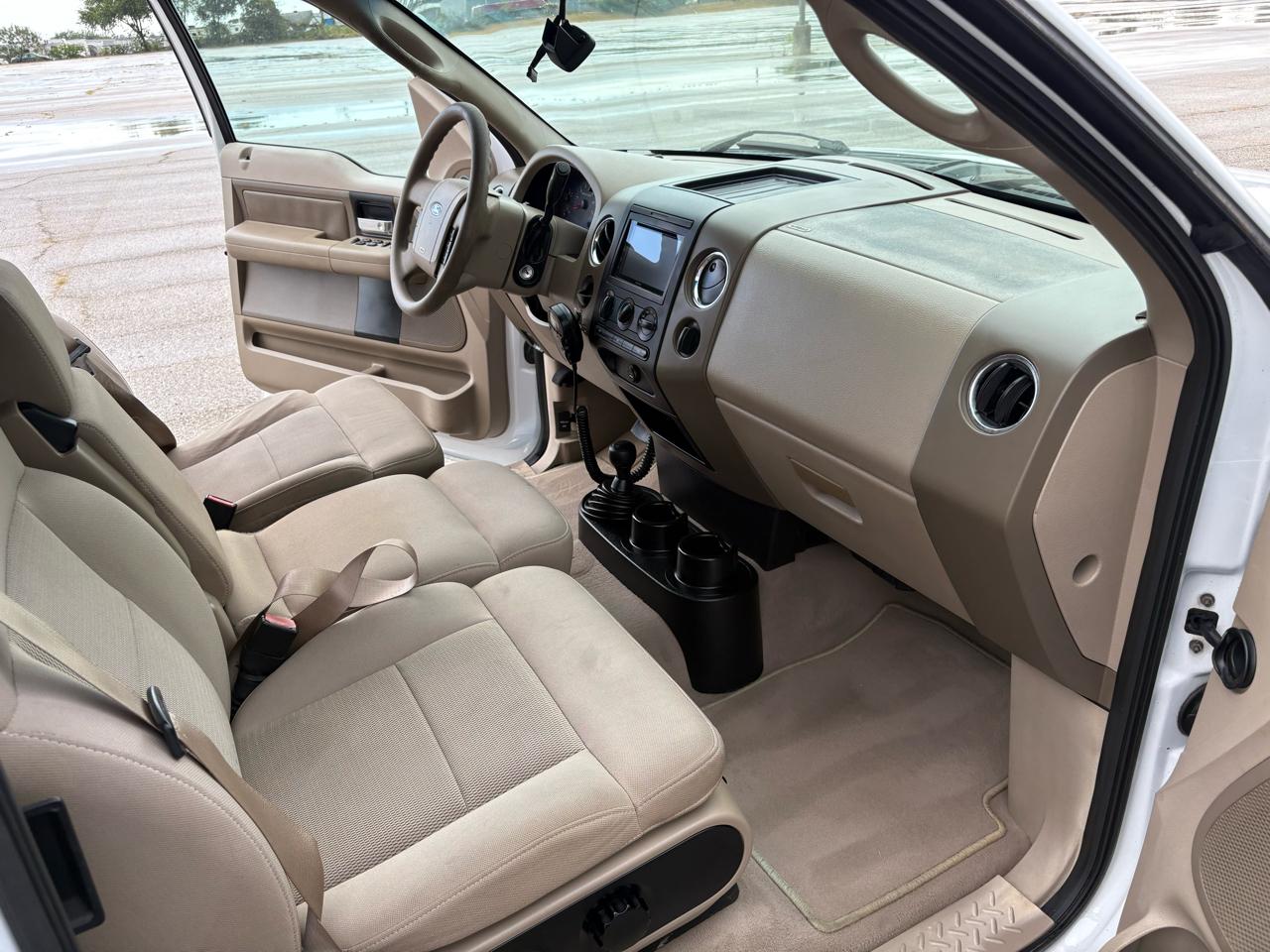 Ford F-150  2004