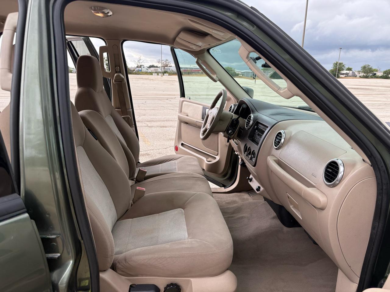Ford Expedition  2003