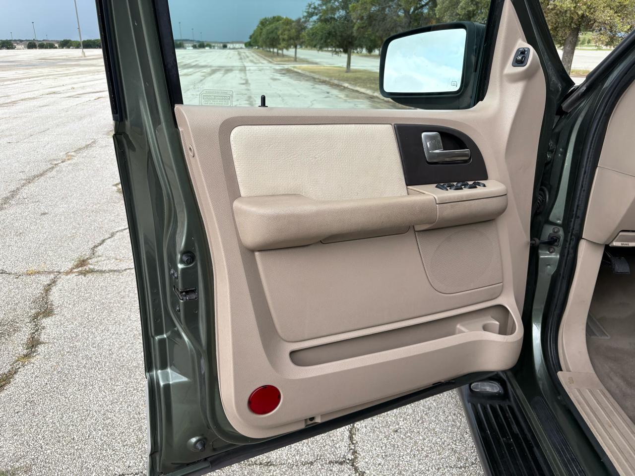 Ford Expedition  2003