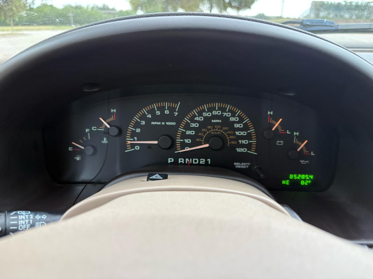 Ford Expedition  2003