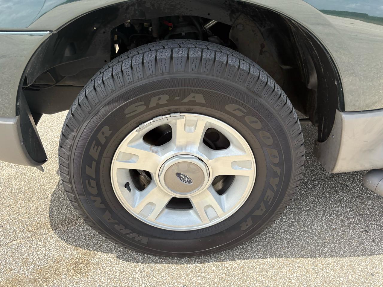 Ford Explorer Sport Trac  2002