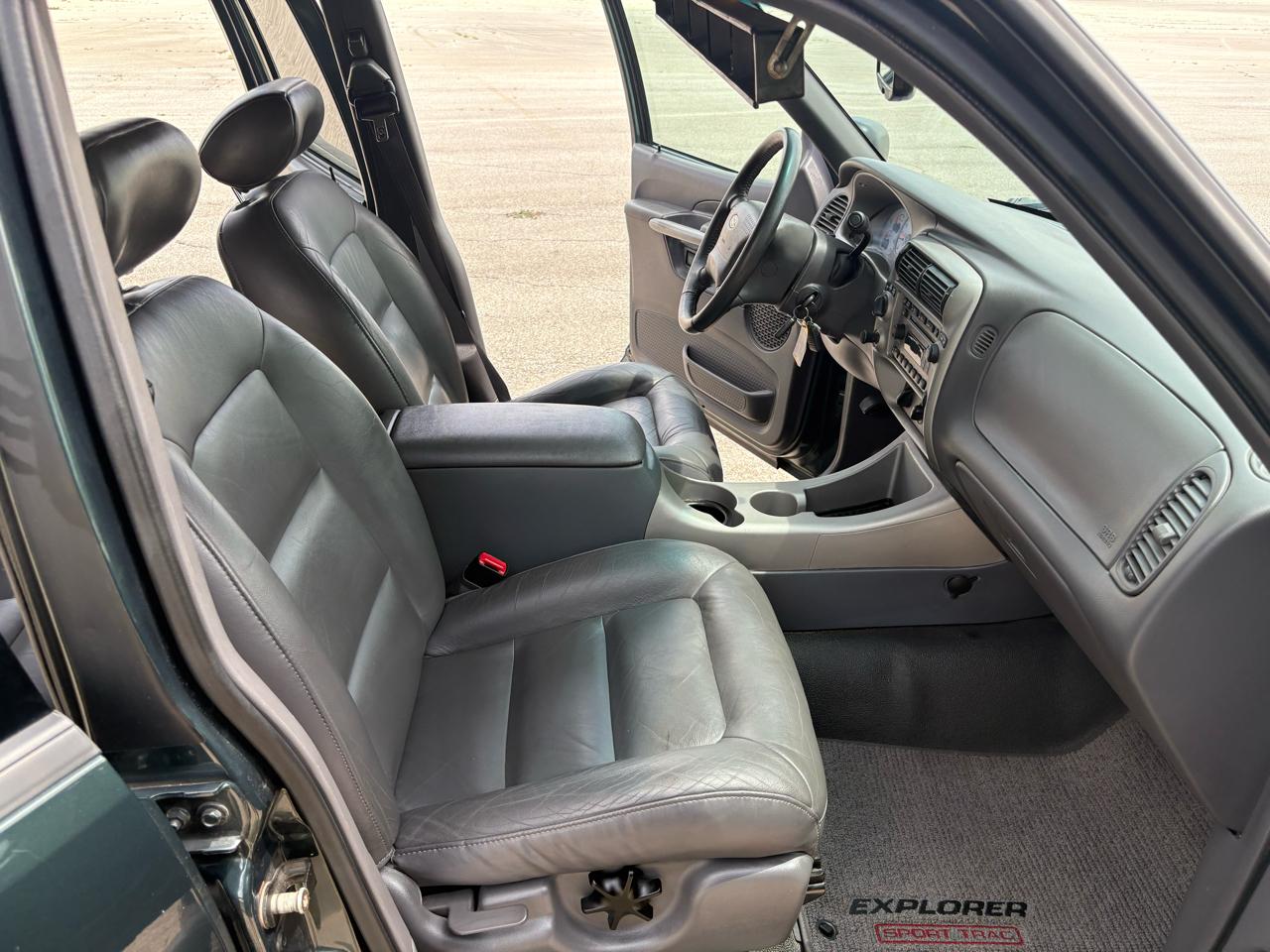 Ford Explorer Sport Trac  2002