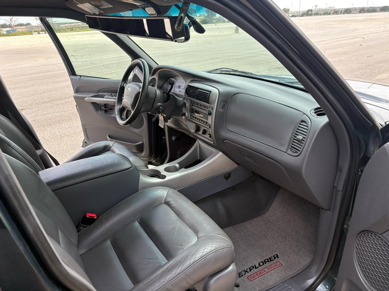Ford Explorer Sport Trac  2002
