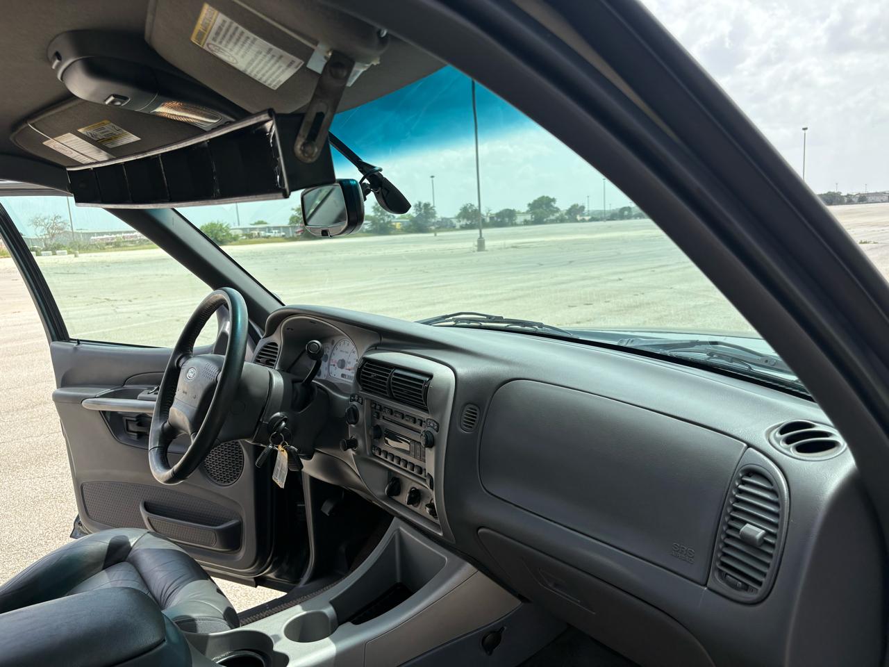 Ford Explorer Sport Trac  2002