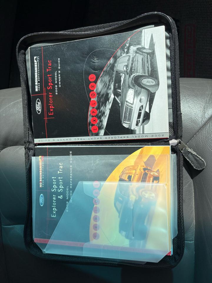 Ford Explorer Sport Trac  2002
