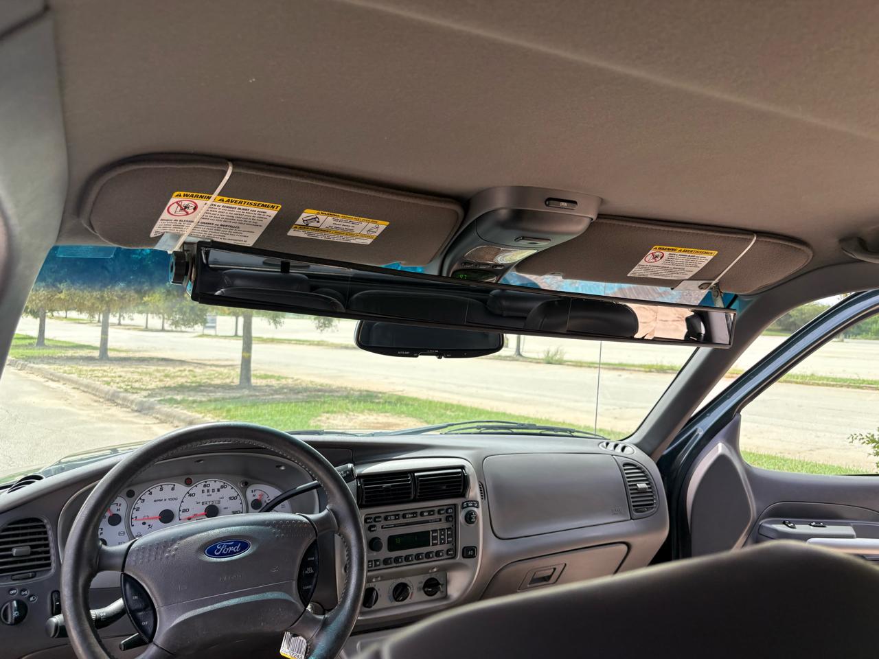Ford Explorer Sport Trac  2002