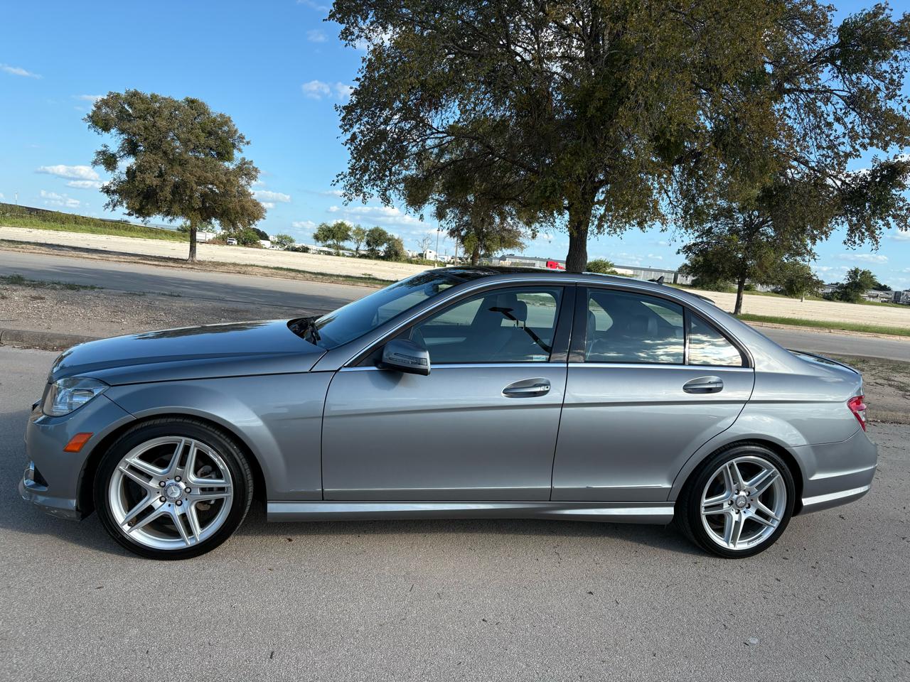 Mercedes-Benz C-Class  2010