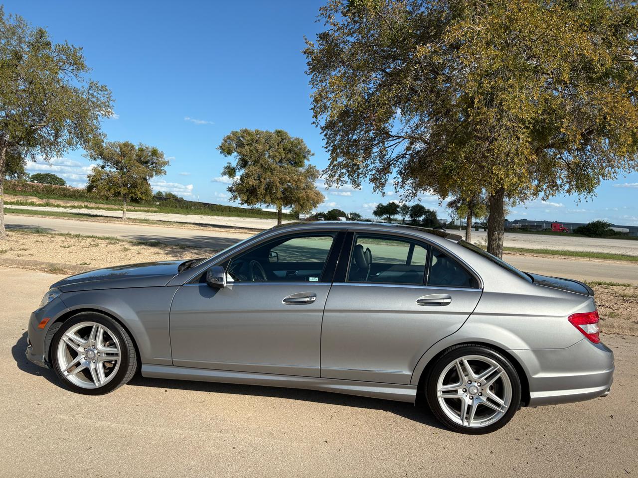 Mercedes-Benz C-Class  2010