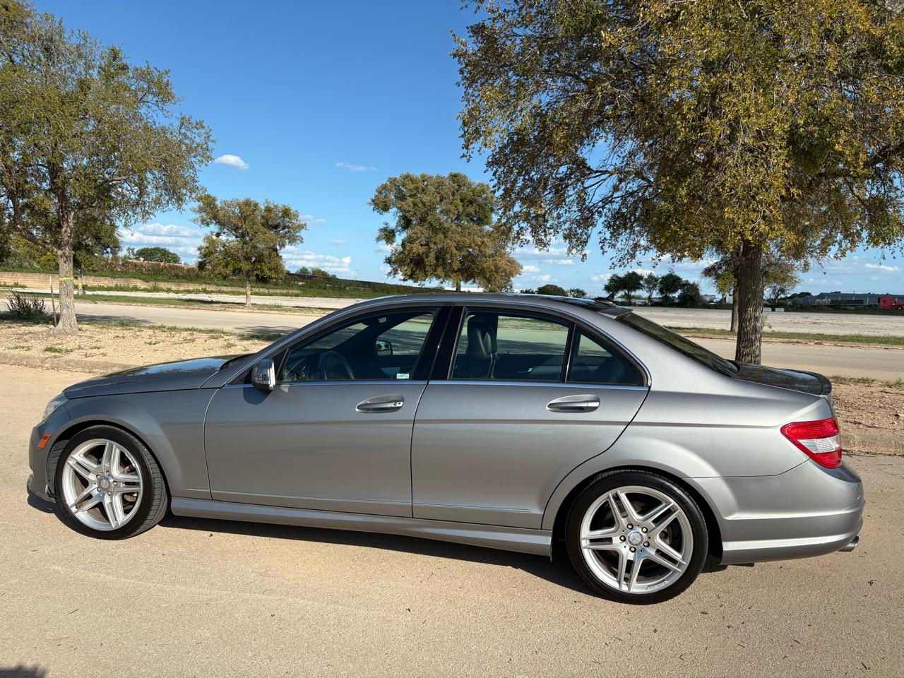Mercedes-Benz C-Class  2010