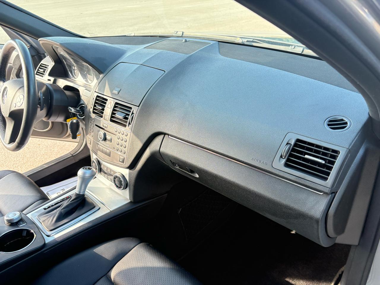 Mercedes-Benz C-Class  2010