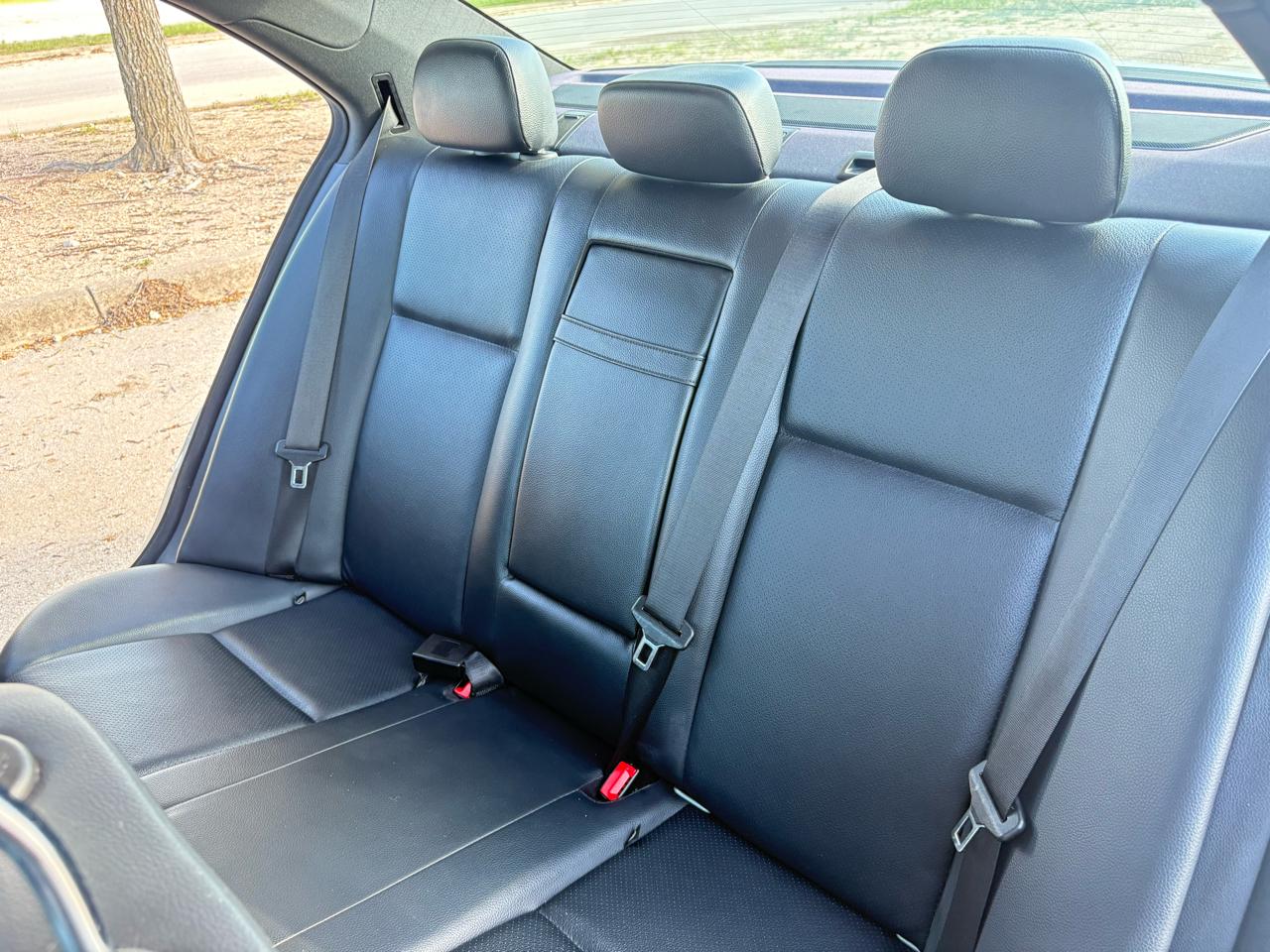 Mercedes-Benz C-Class  2010