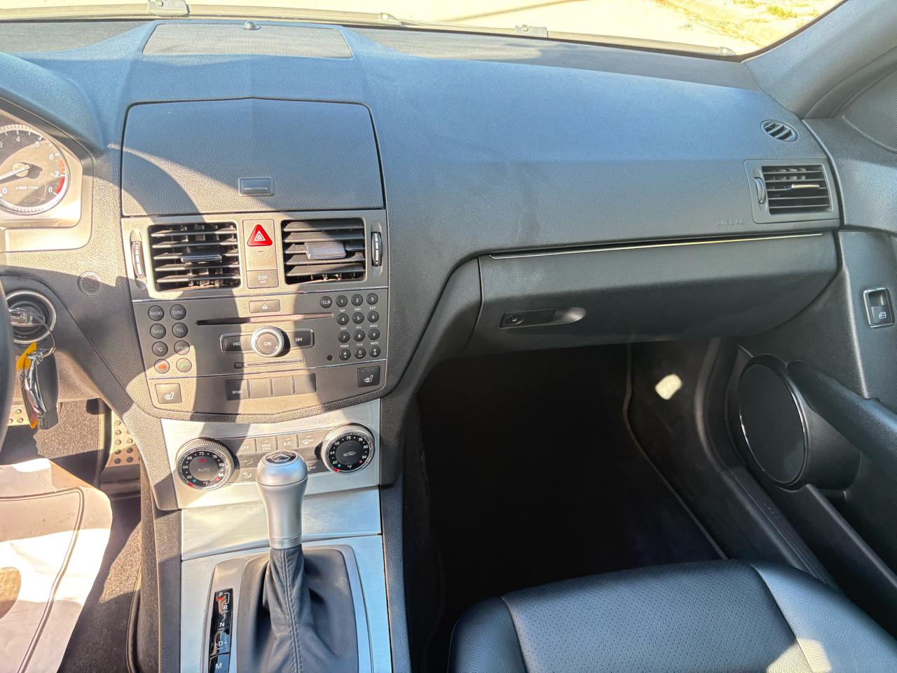 Mercedes-Benz C-Class  2010