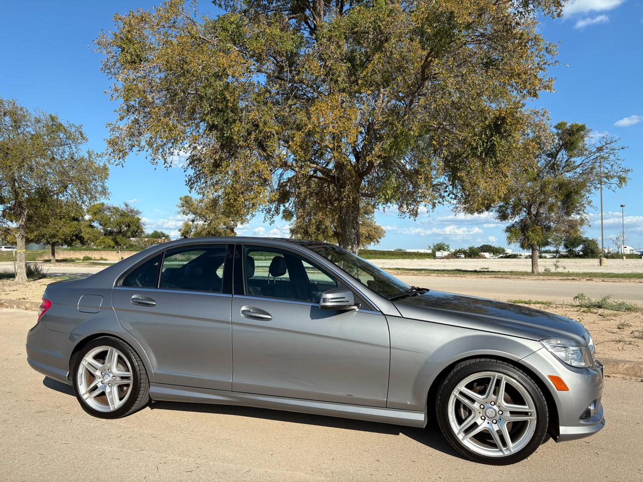 Mercedes-Benz C-Class  2010