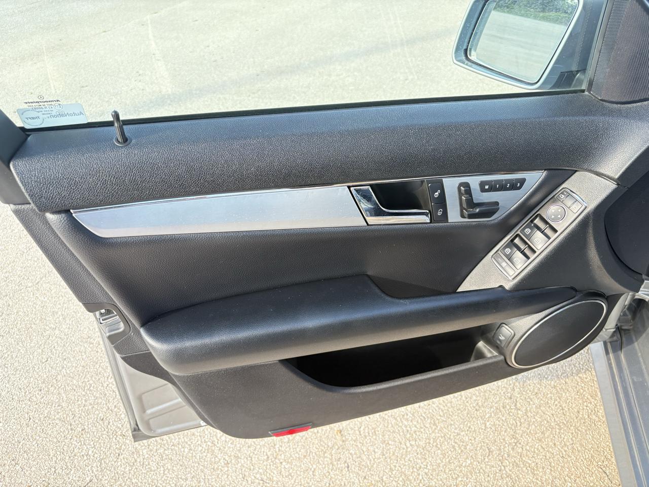 Mercedes-Benz C-Class  2010