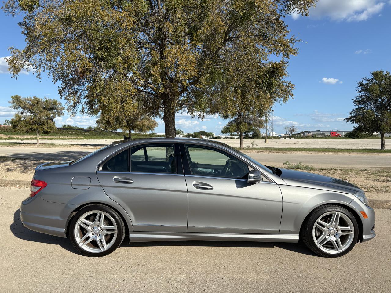Mercedes-Benz C-Class  2010