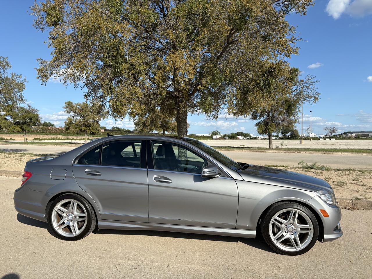 Mercedes-Benz C-Class  2010