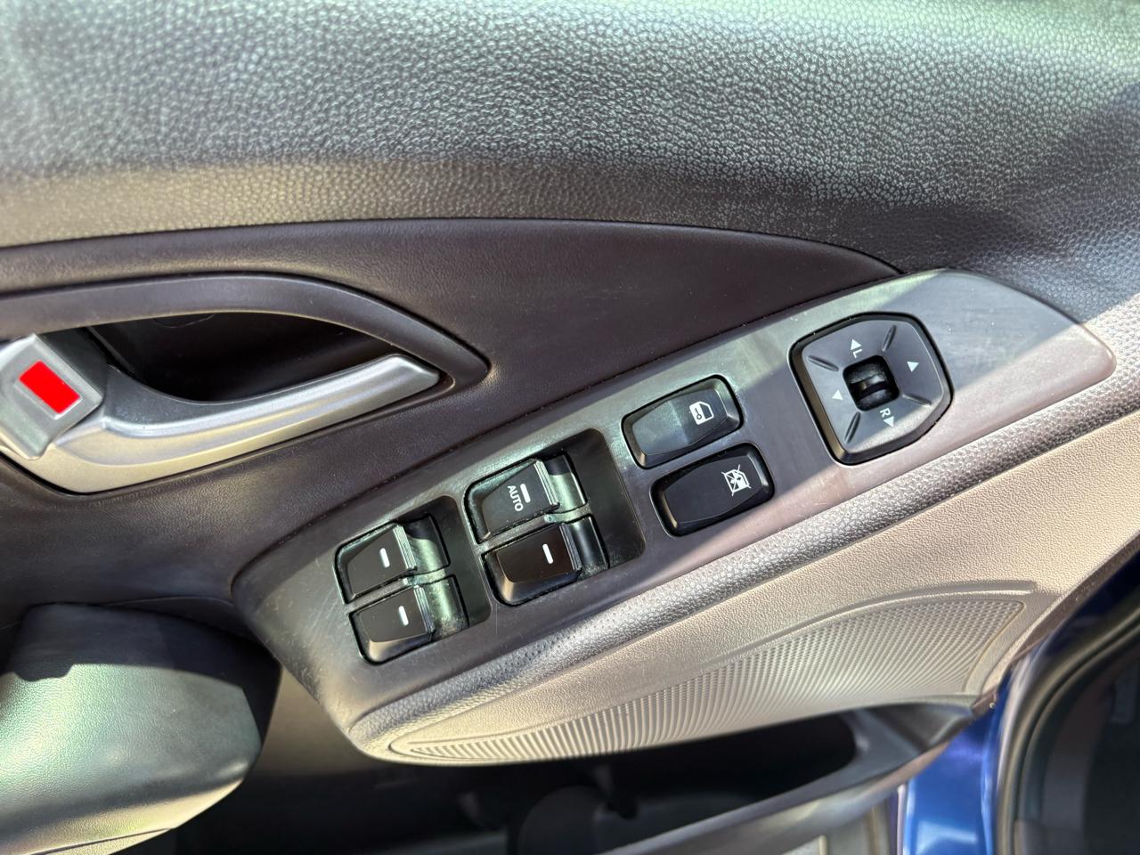 Hyundai Tucson FWD 4dr Auto Limited 2013