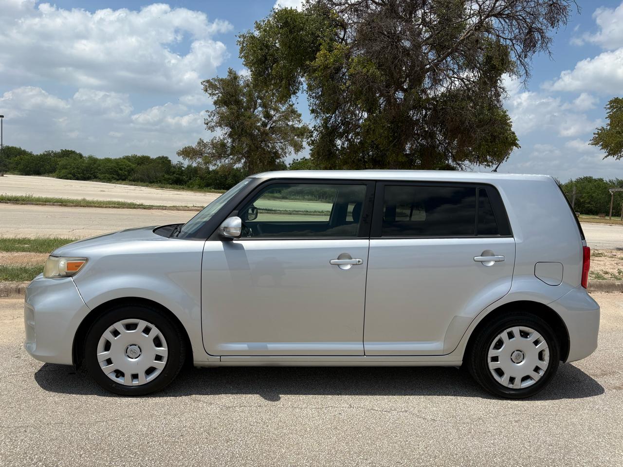 Scion xB  2013