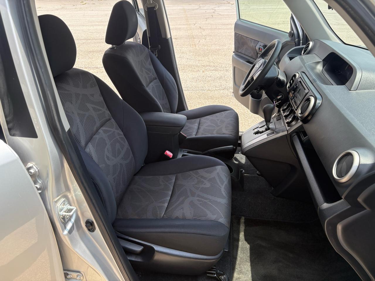 Scion xB  2013