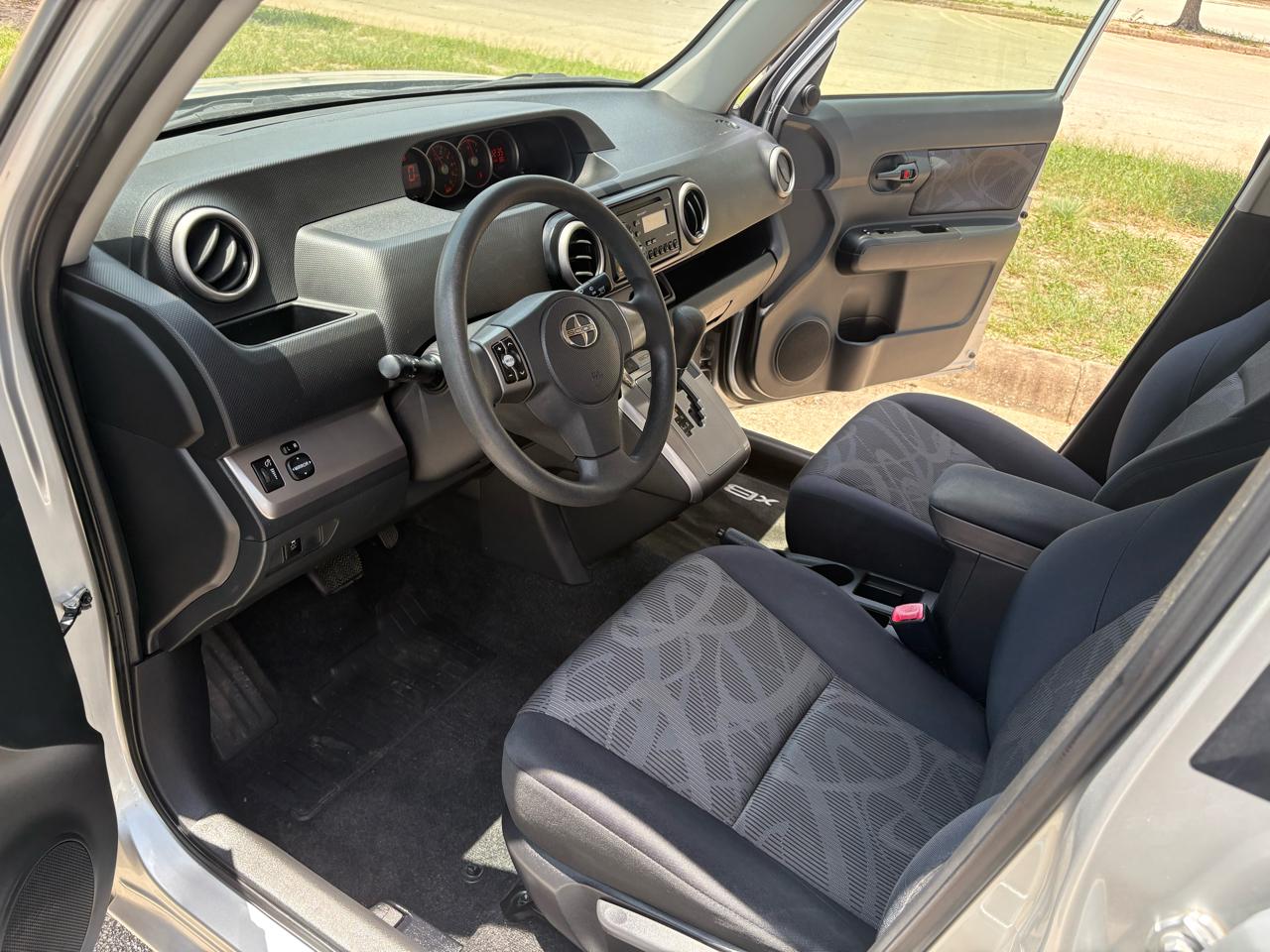 Scion xB  2013