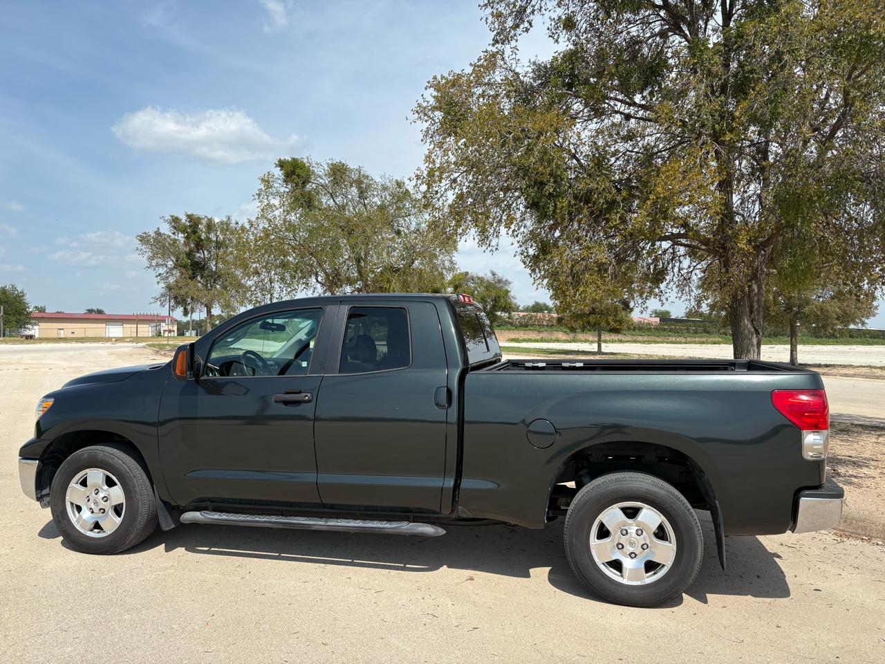 Toyota Tundra 2WD Truck  2008