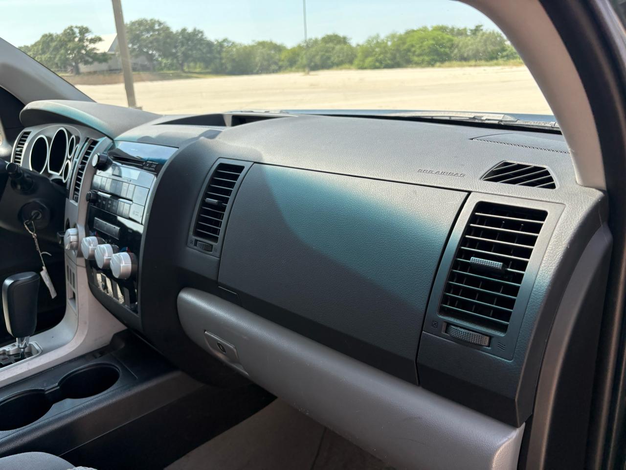 Toyota Tundra 2WD Truck  2008
