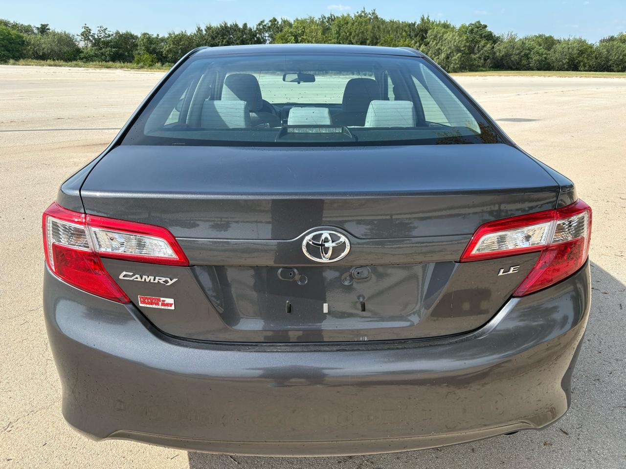 Toyota Camry 4dr Sedan LE 2012