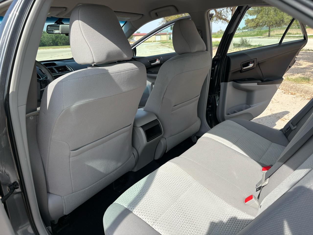Toyota Camry 4dr Sedan LE 2012