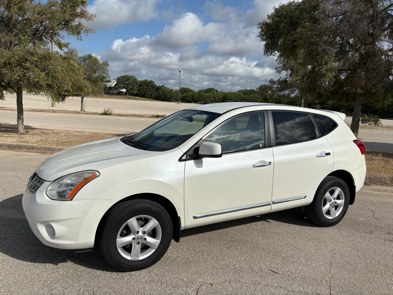 Nissan Rogue FWD 4dr S 2013