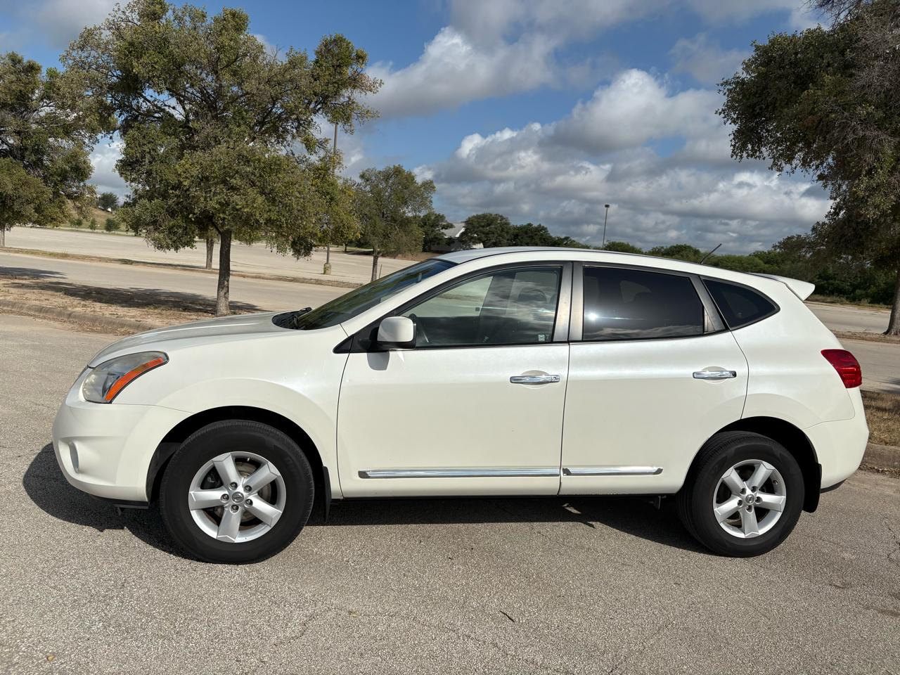 Nissan Rogue FWD 4dr S 2013