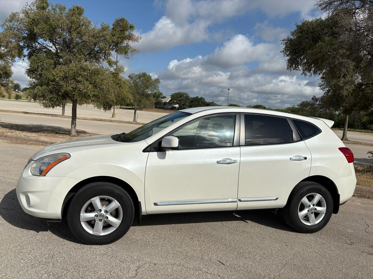 Nissan Rogue FWD 4dr S 2013