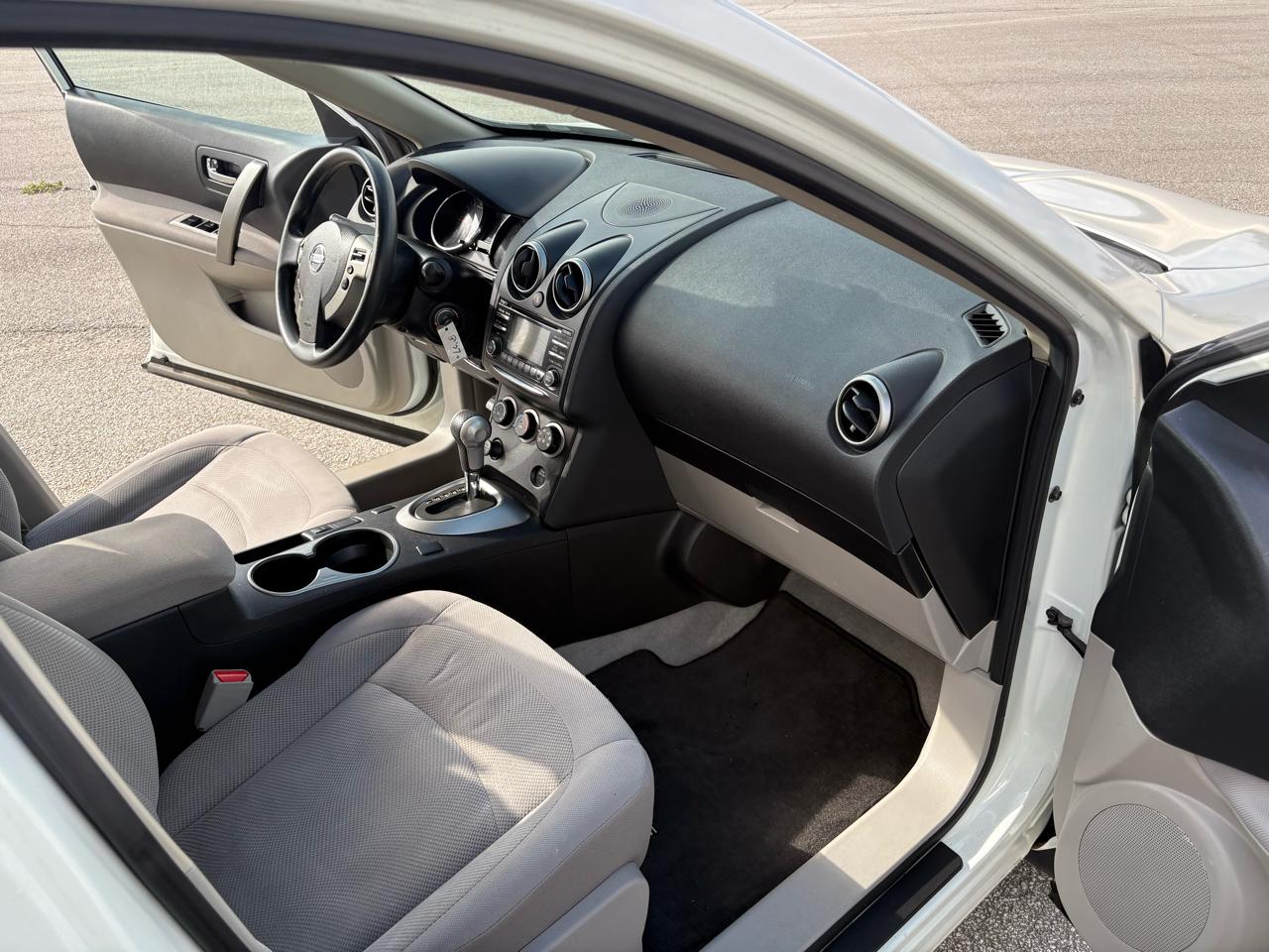 Nissan Rogue FWD 4dr S 2013