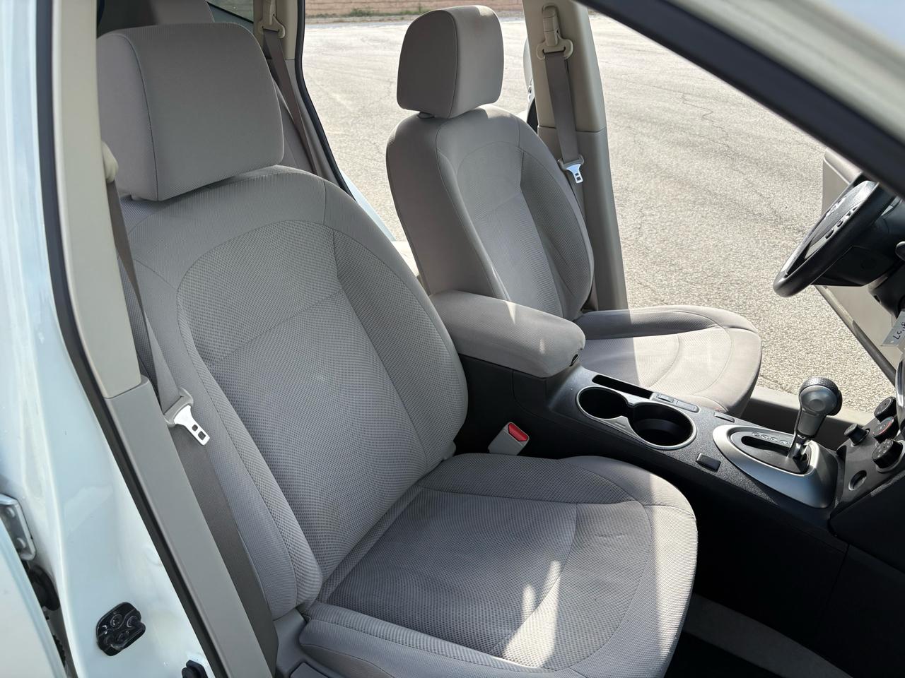 Nissan Rogue FWD 4dr S 2013