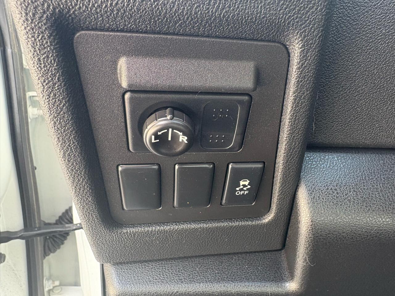 Nissan Rogue FWD 4dr S 2013
