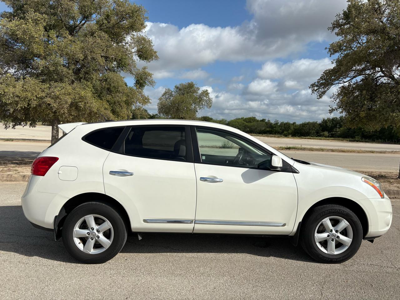 Nissan Rogue FWD 4dr S 2013
