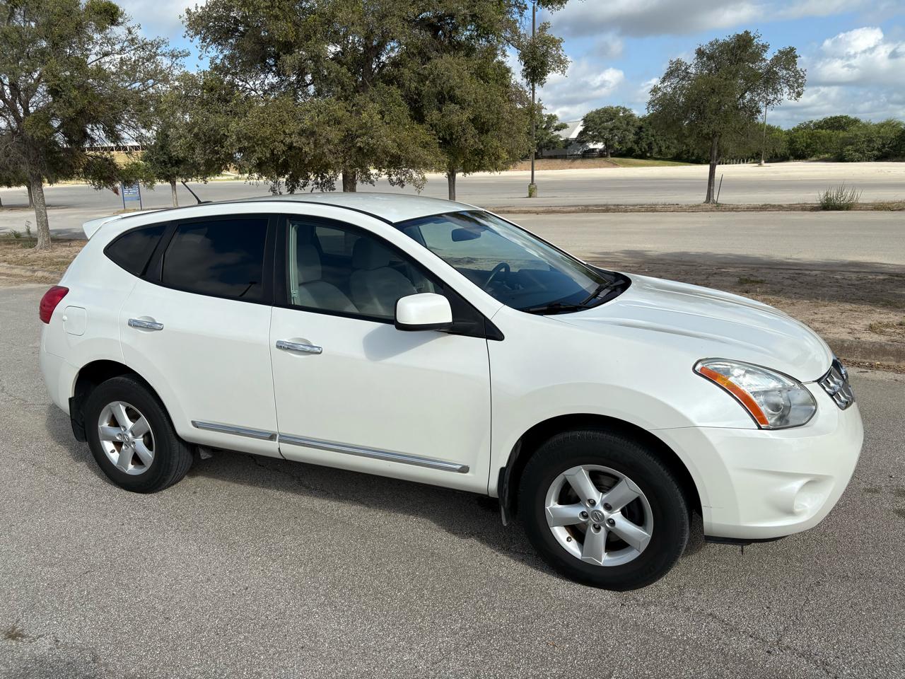 Nissan Rogue FWD 4dr S 2013