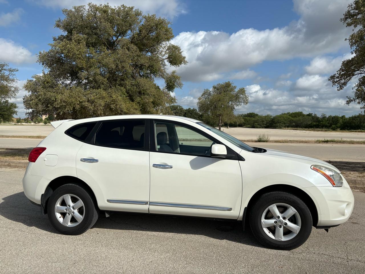 Nissan Rogue FWD 4dr S 2013