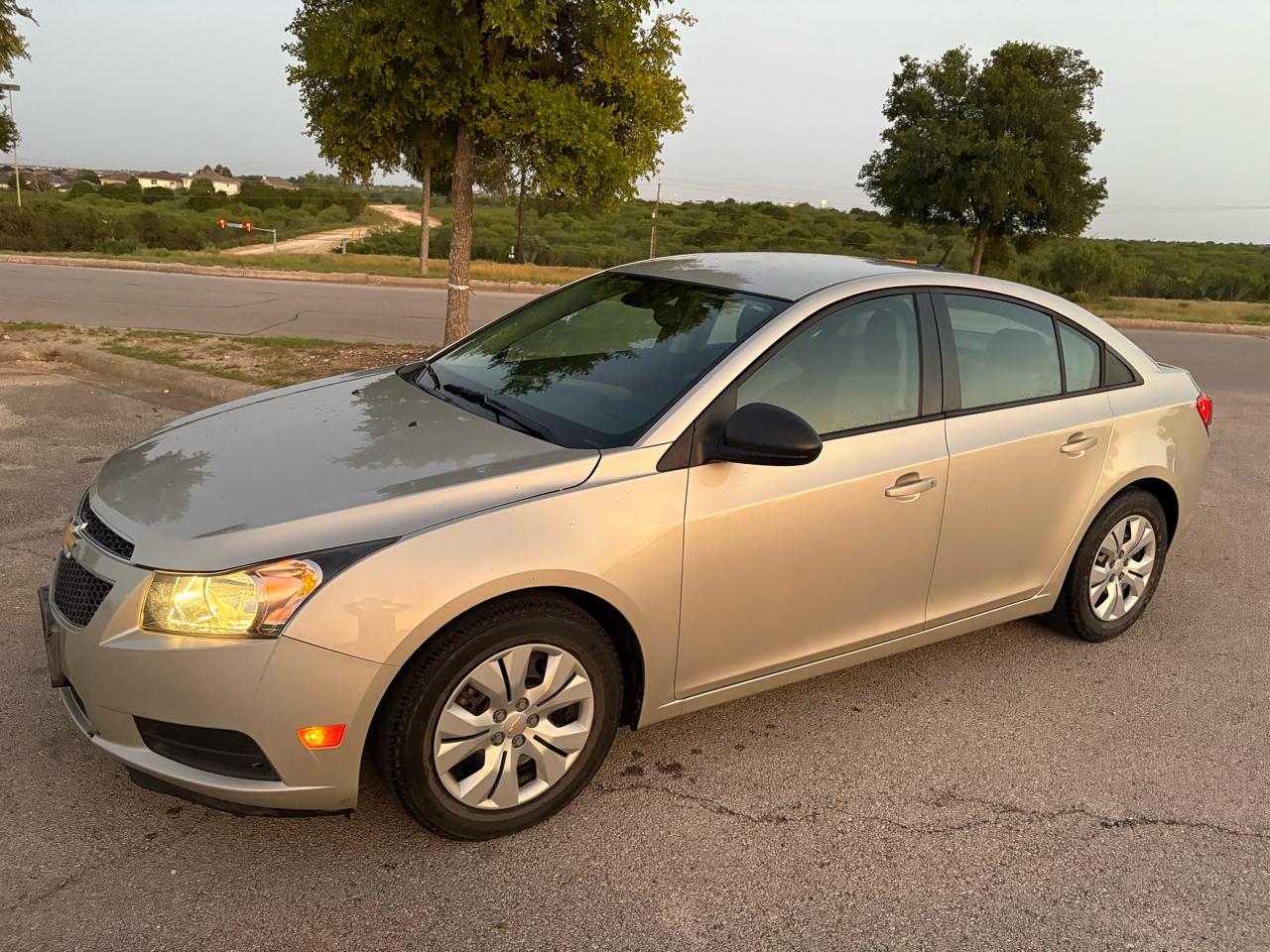 Chevrolet Cruze 4dr Sdn Auto LS 2013