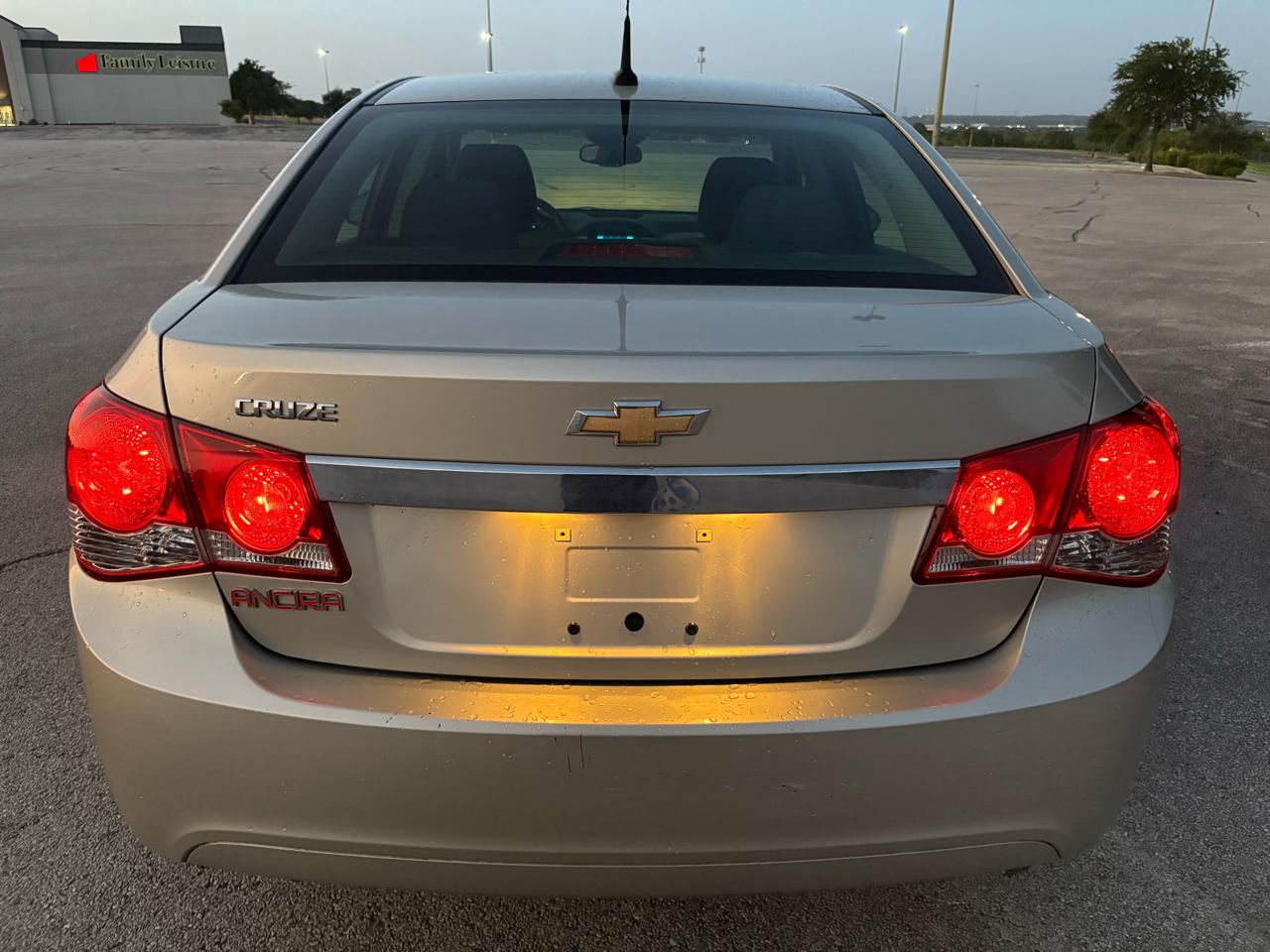 Chevrolet Cruze 4dr Sdn Auto LS 2013
