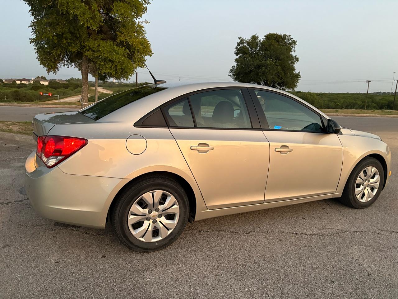 Chevrolet Cruze 4dr Sdn Auto LS 2013