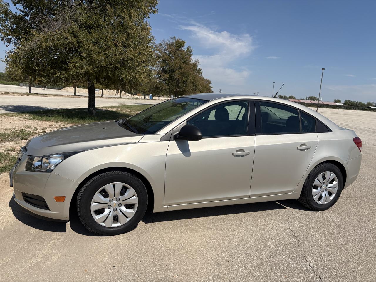 Chevrolet Cruze 4dr Sdn Auto LS 2013