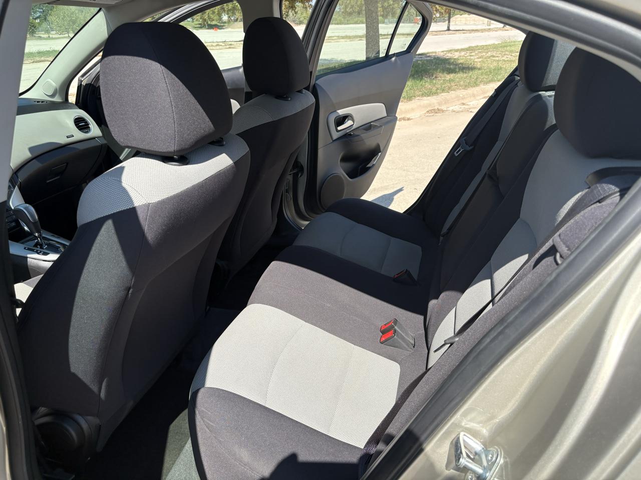 Chevrolet Cruze 4dr Sdn Auto LS 2013