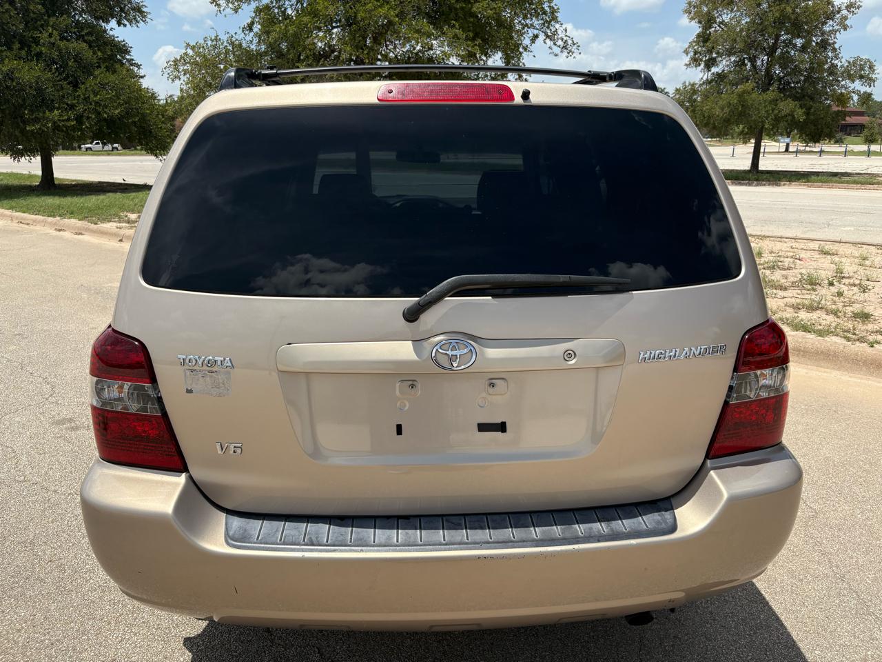 Toyota Highlander 4dr V6 w/3rd Row (Natl) 2004