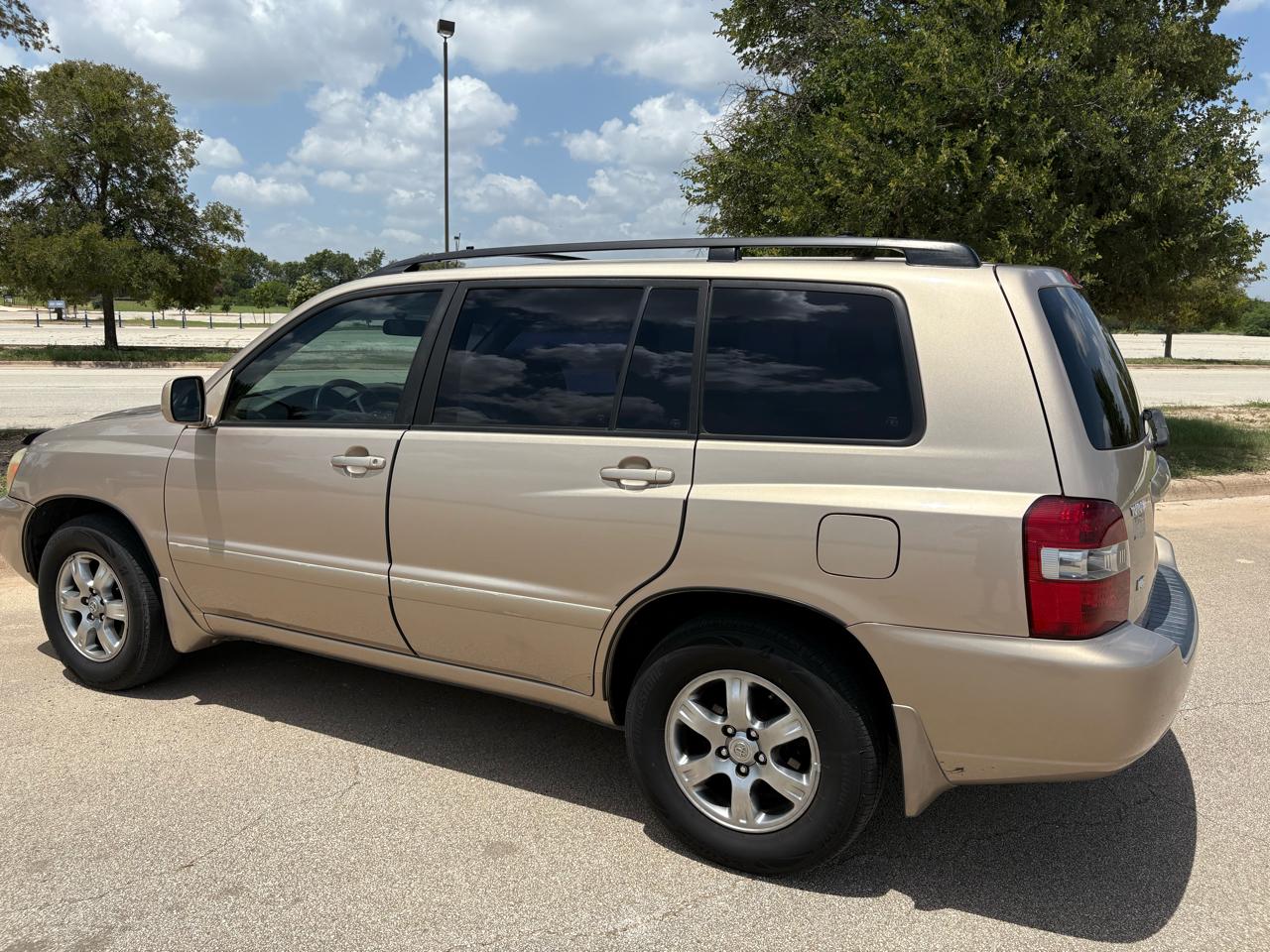 Toyota Highlander 4dr V6 w/3rd Row (Natl) 2004